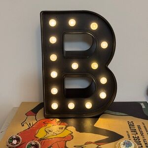 Black Letter B Light